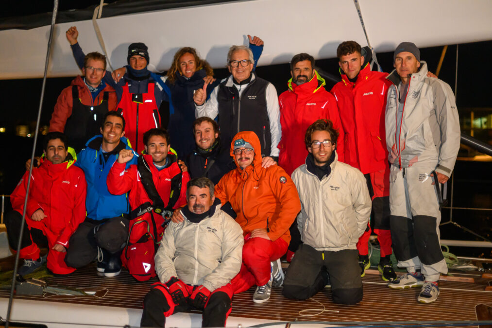 Vicente García amplía su leyenda con la saga Plis Play en La Ruta de la Sal Rumbo Ibiza