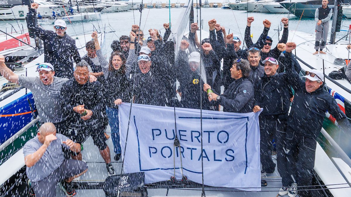 El Sled triunfa en el cuarenta aniversario de Puerto Portals