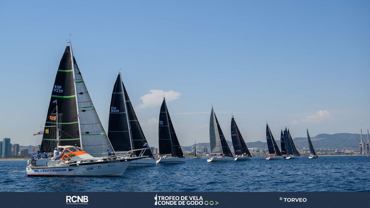 El 53º Trofeo Conde de Godó OOA arranca con duelos de alto nivel y primeros líderes