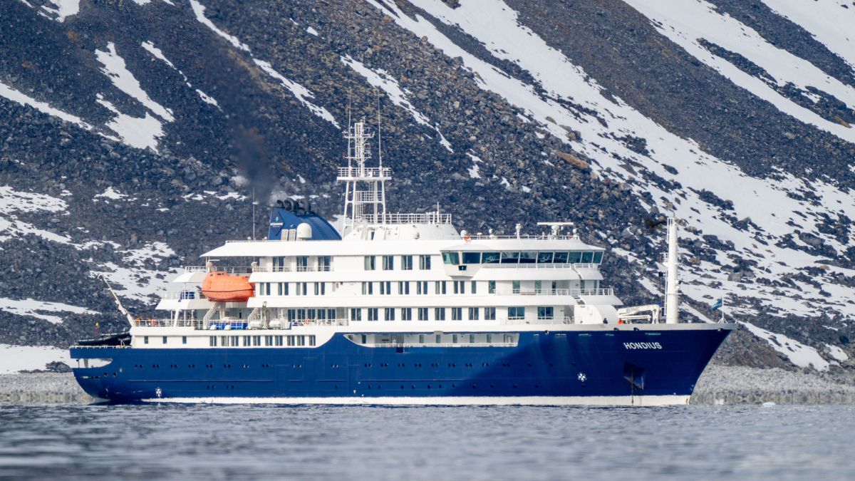 Así es el ‘MV Hondius’, el crucero polar de 107 metros y con capacidad para 196 pasajeros vinculado al brote de hantavirus