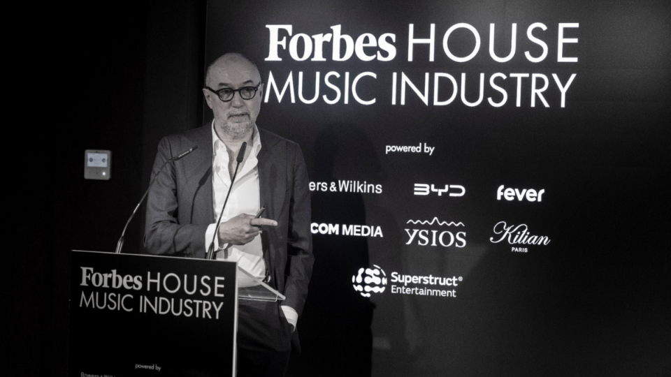 La industria musical debate su futuro en Forbes House Music Industry: «La música es una válvula de escape para vivir lo real»