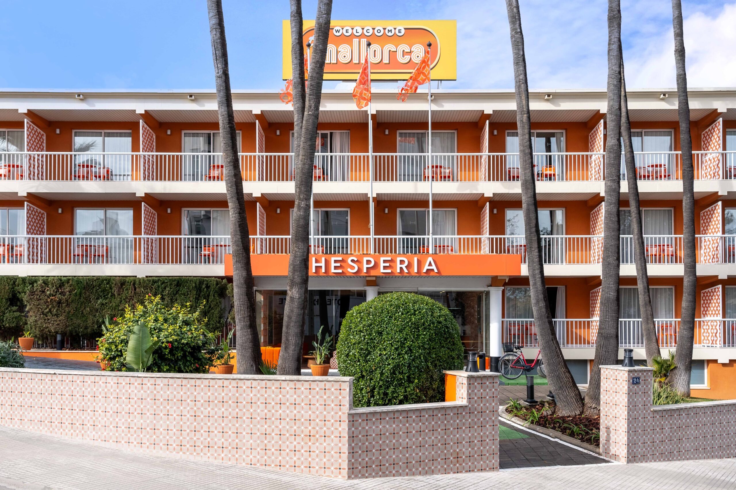Hesperia Mallorca reobre les portes amb un viatge a la cultura mediterrània dels anys setanta