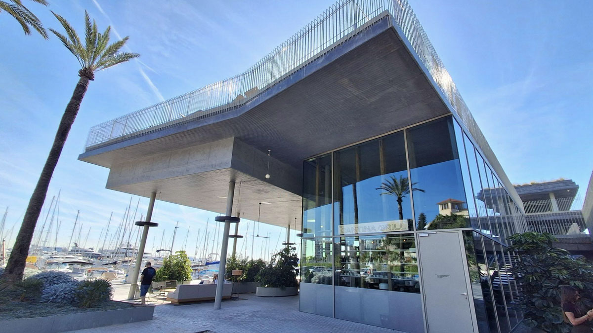 El Club de Mar-Mallorca culmina su remodelación y abre su nueva zona comercial y gastronómica a la ciudad de Palma