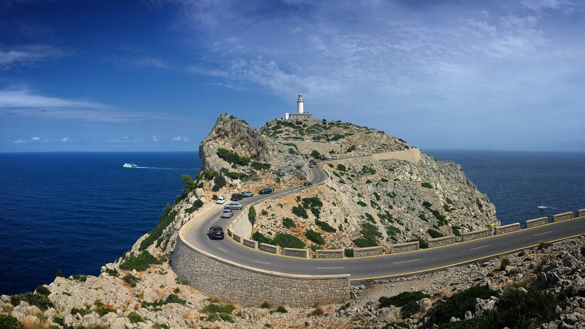 El Consell de Mallorca aprueba la ley para limitar la entrada de coches 