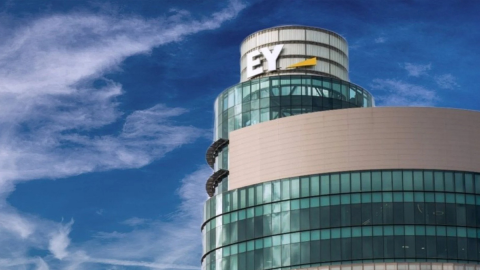 EY refuerza su cúpula en España con 51 nuevos socios