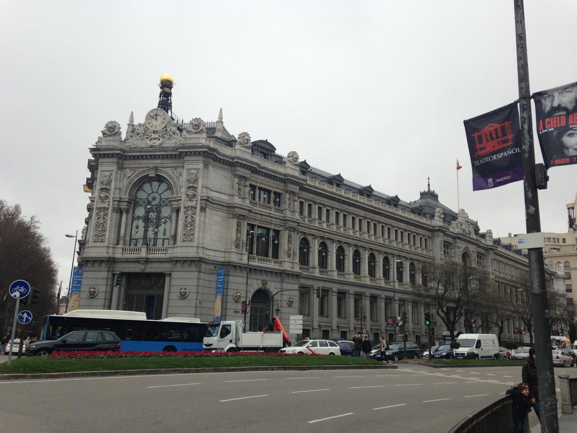 Los depósitos de los hogares españoles se mantienen en abril por encima de los 1,1 billones de euros