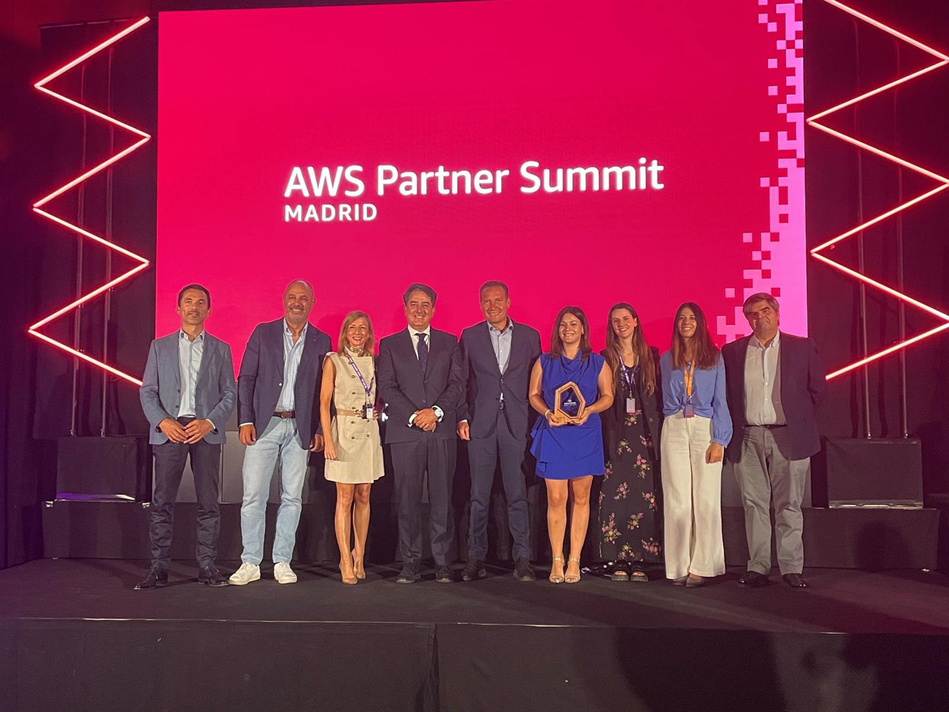 Indra recibe el reconocimiento de AWS como ‘Socio del año’ en España por su contribución al alza del negocio