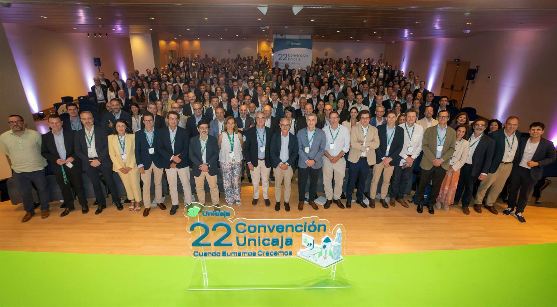 Unicaja reúne a más de 300 directivos para compartir los resultados del primer año del plan estratégico