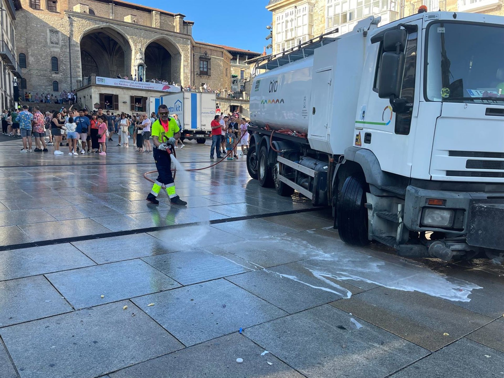 El Gobierno aprueba el plan estival para reforzar la vigilancia en trabajos sensibles a altas temperaturas