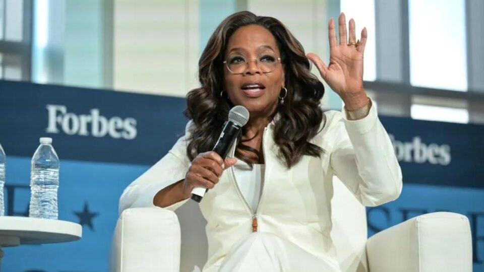 ¿Cómo pasó de la pobreza a construir una fortuna de 3.400 millones de dólares? Esta es la historia de Oprah Winfrey