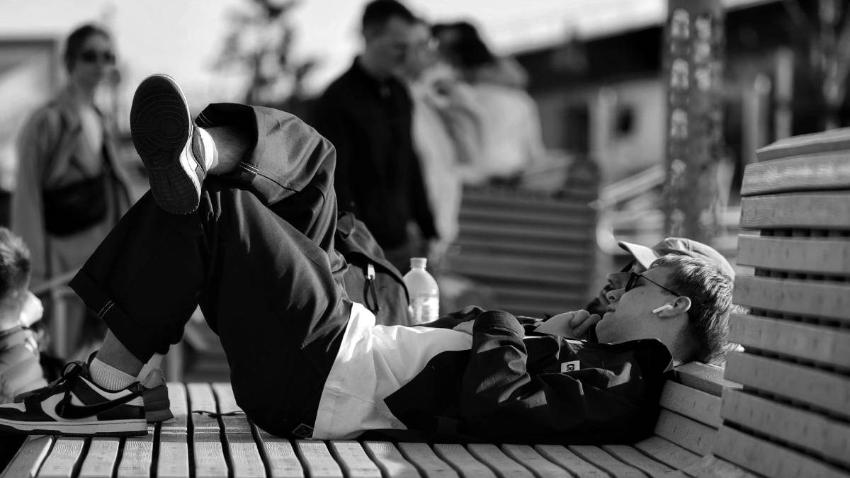 Una persona disfruta de su día libre (Pexels)