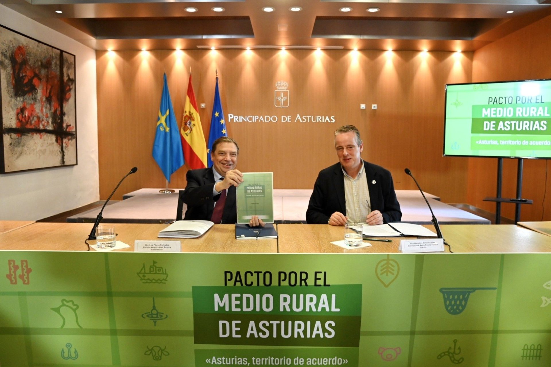 Planas avanza que la Ley de Agricultura Familiar abordará la igualdad de género y la fiscalidad para jóvenes
