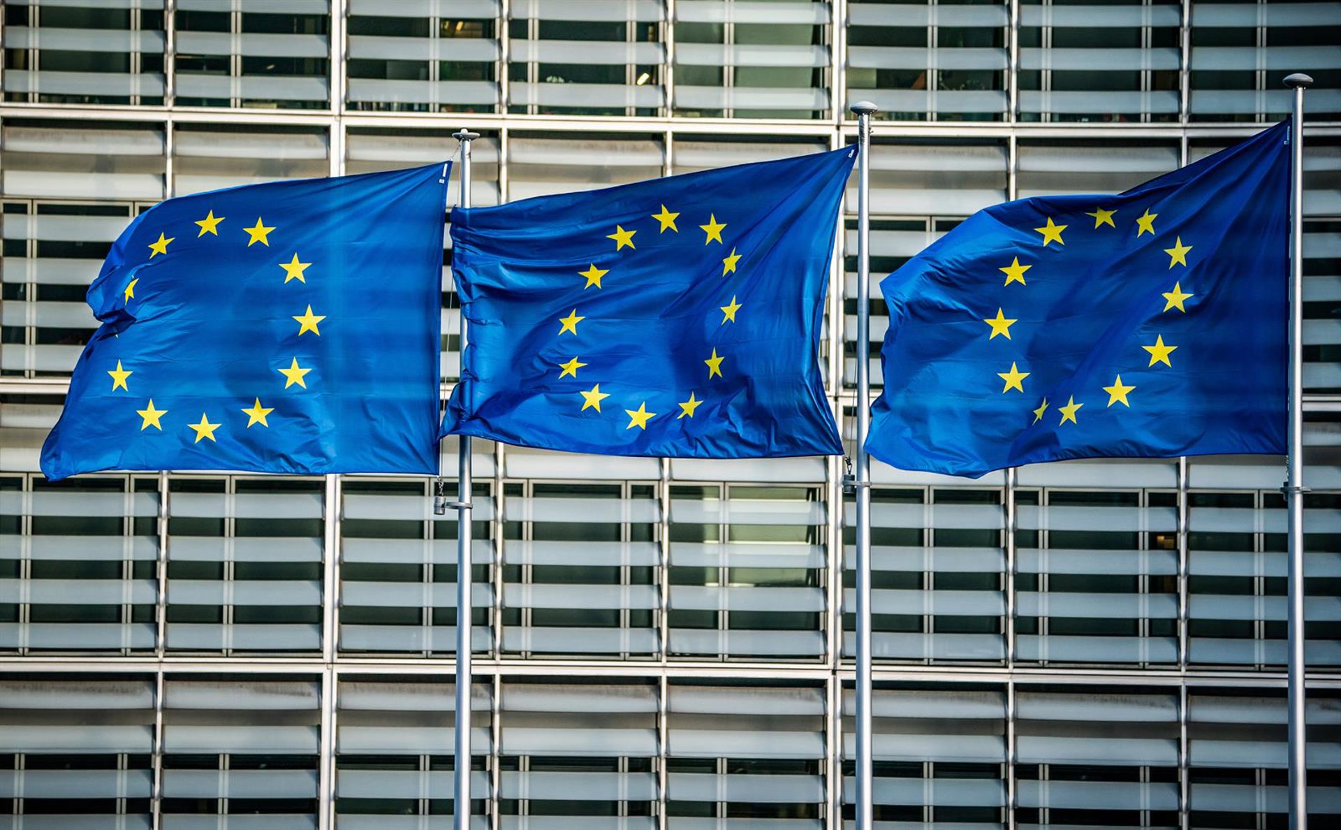 Bruselas y el BEI desembolsan 2.500 millones para financiar 51 proyectos energéticos en once países de la UE