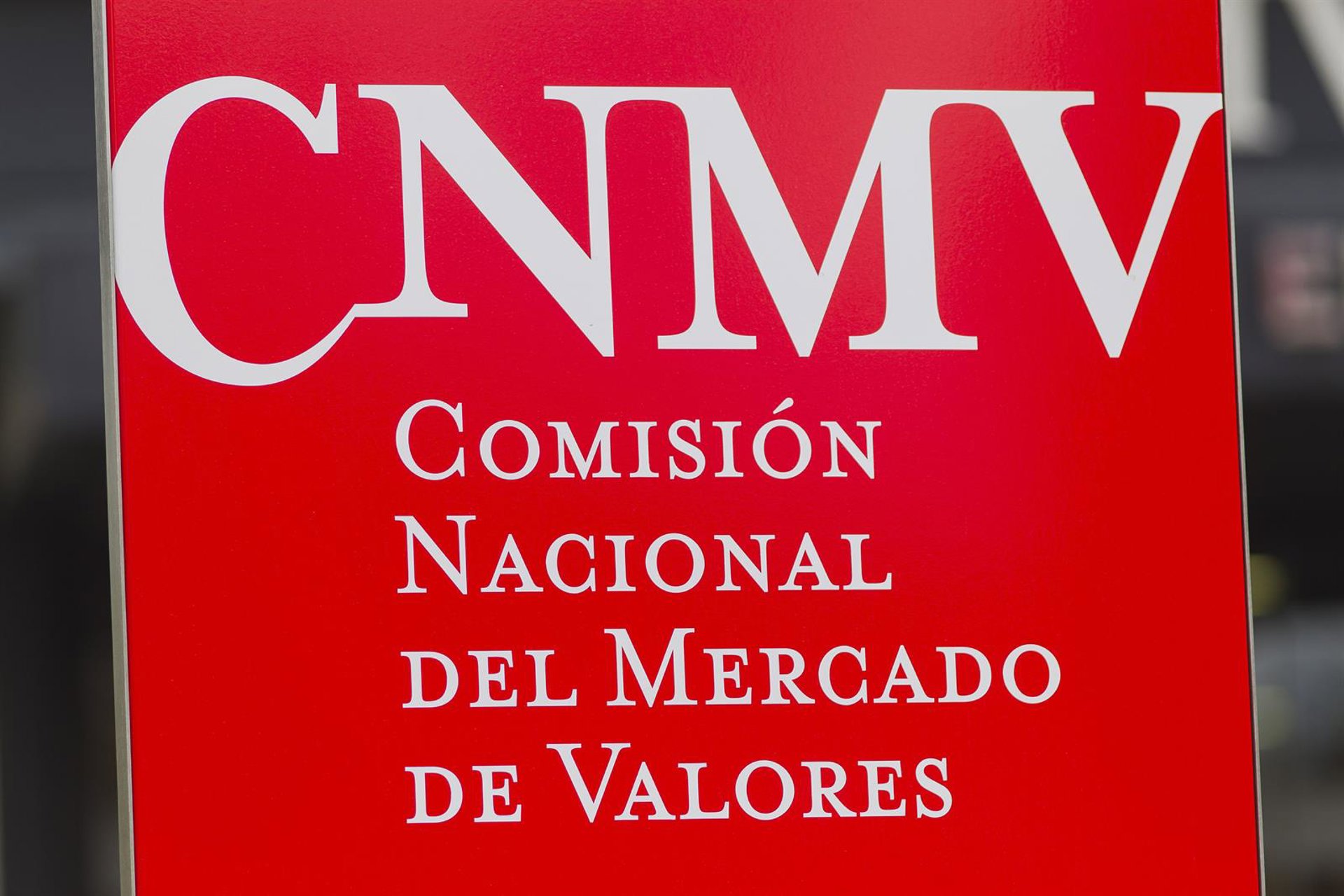 La CNMV alerta de siete entidades no autorizadas a prestar servicios de inversión