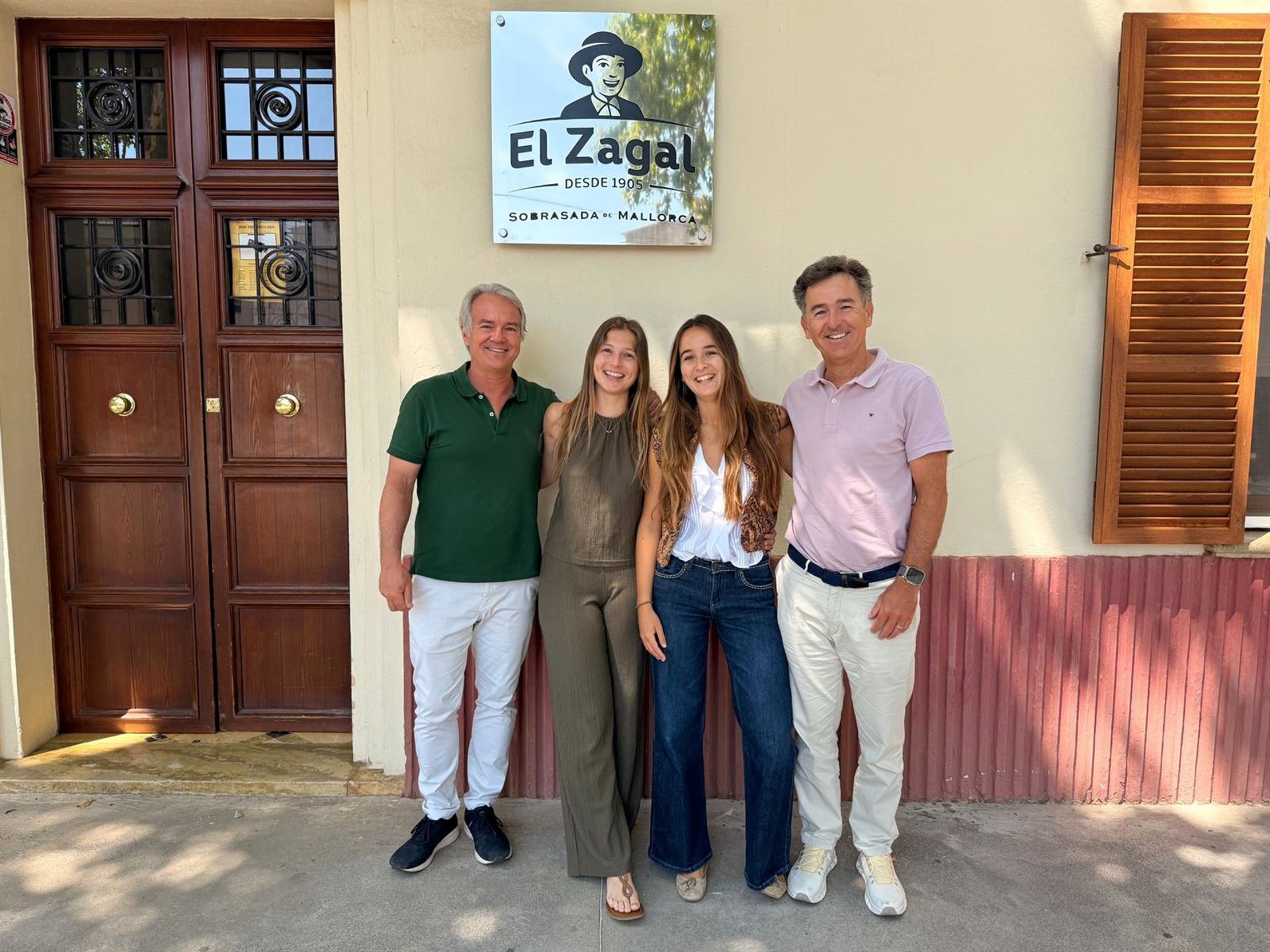 Dos jóvenes del sector agroalimentario defienden el relevo generacional para garantizar el futuro de las IGP