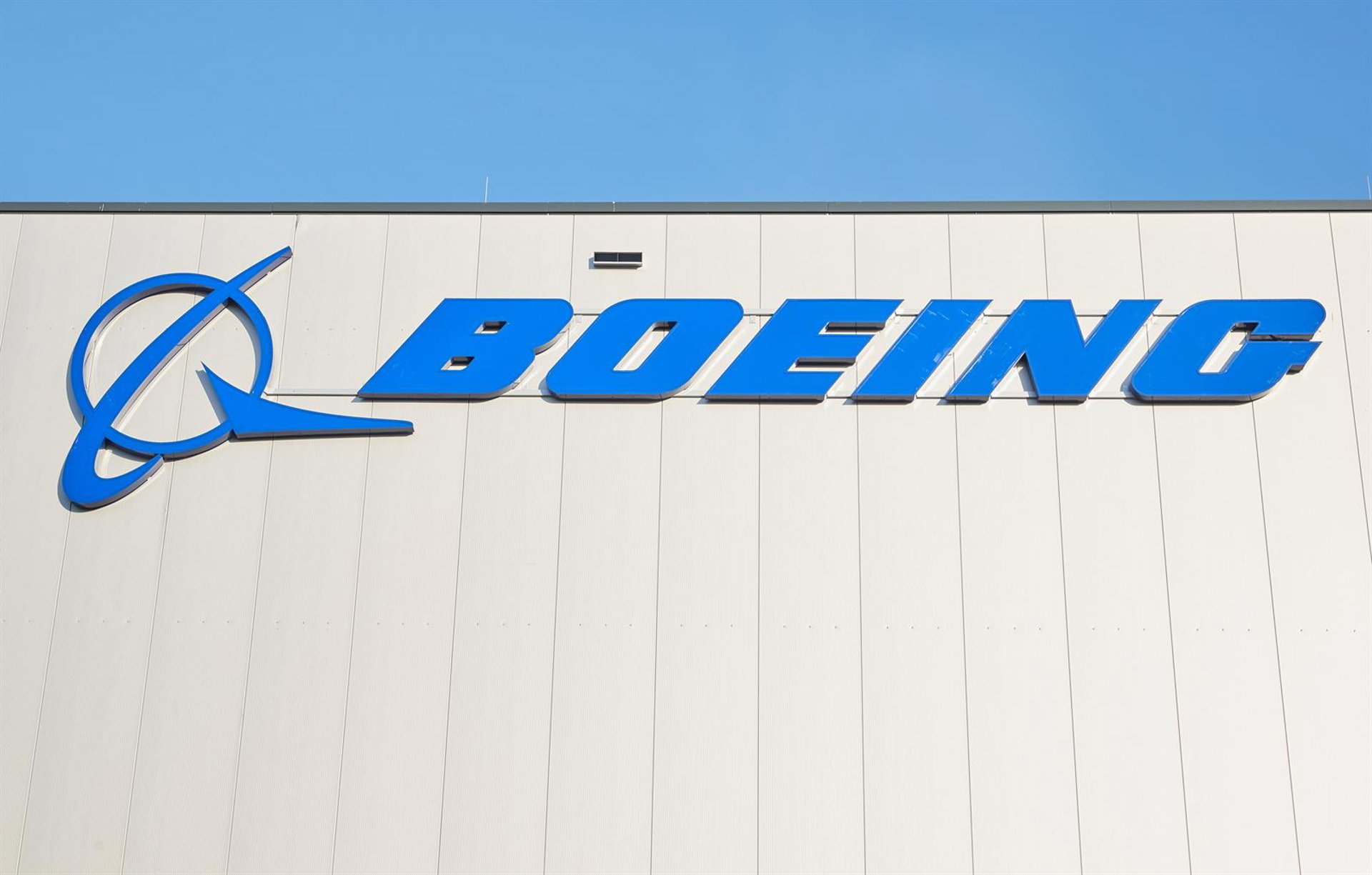Boeing reduce un 32% sus pérdidas en el primer semestre, hasta los 382 millones