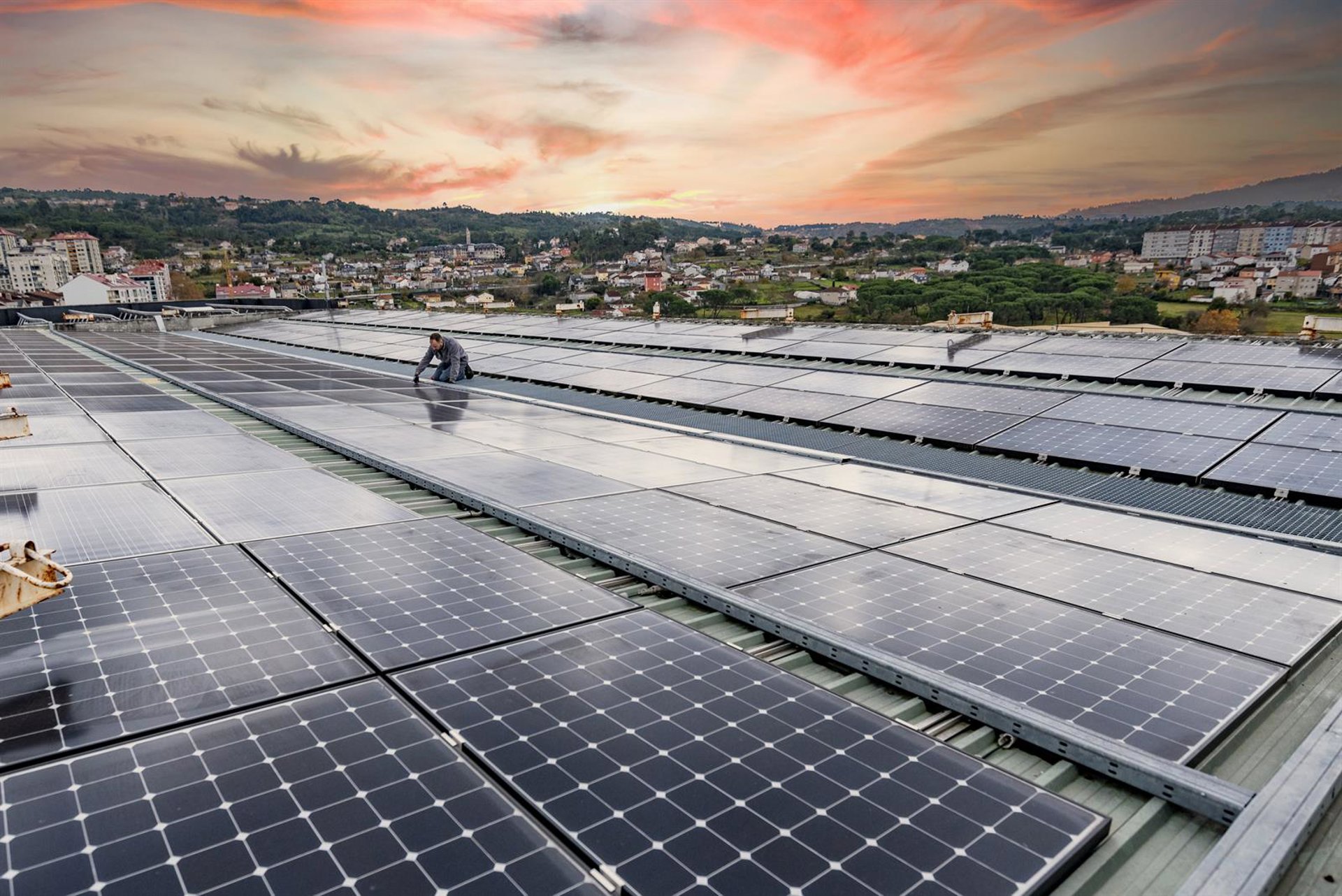 Serveo impulsa un ahorro energético de más de 59 GWh anuales en sectores intensivos