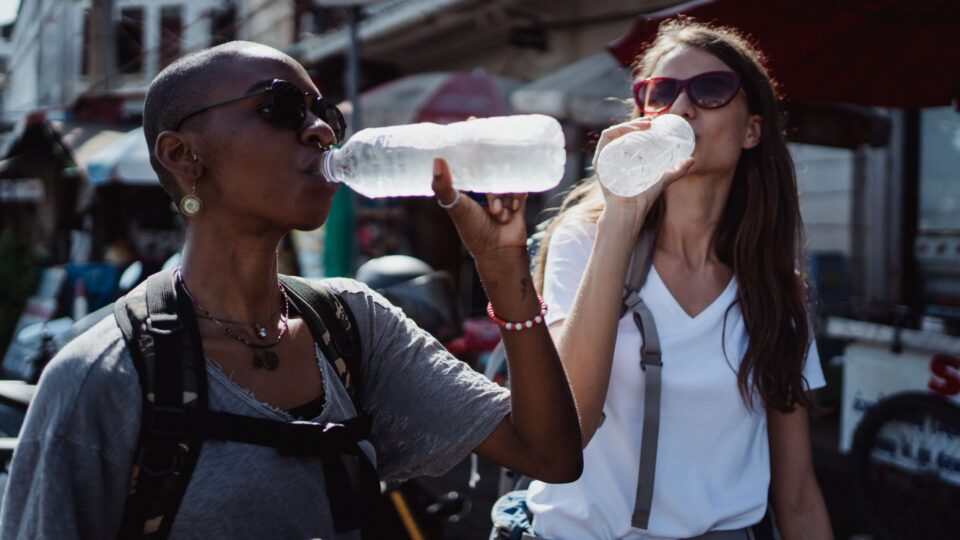 Cómo las olas de calor están cambiando la actividad económica en Baleares
