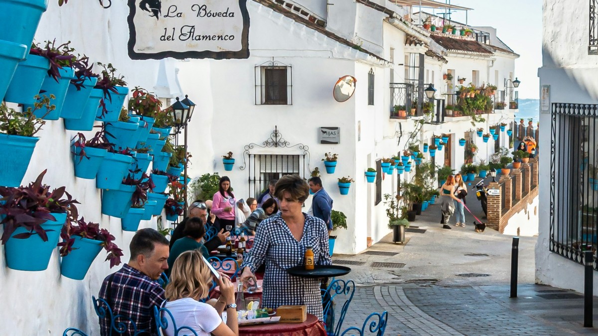 España encara un verano histórico: 64.000 millones de gasto turístico internacional, según Hereu
