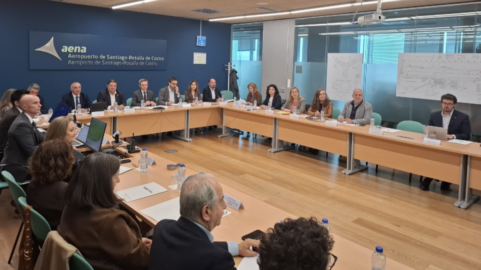 Vigo, A Coruña, Santiago: no es un derbi, sino un problema de reparto