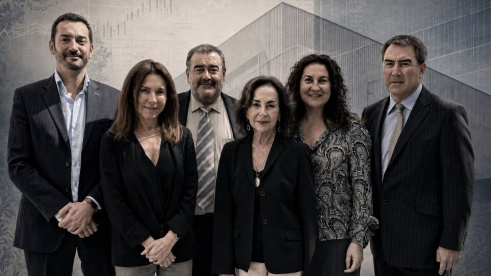Montaje creado con IA de la familia Luksic.