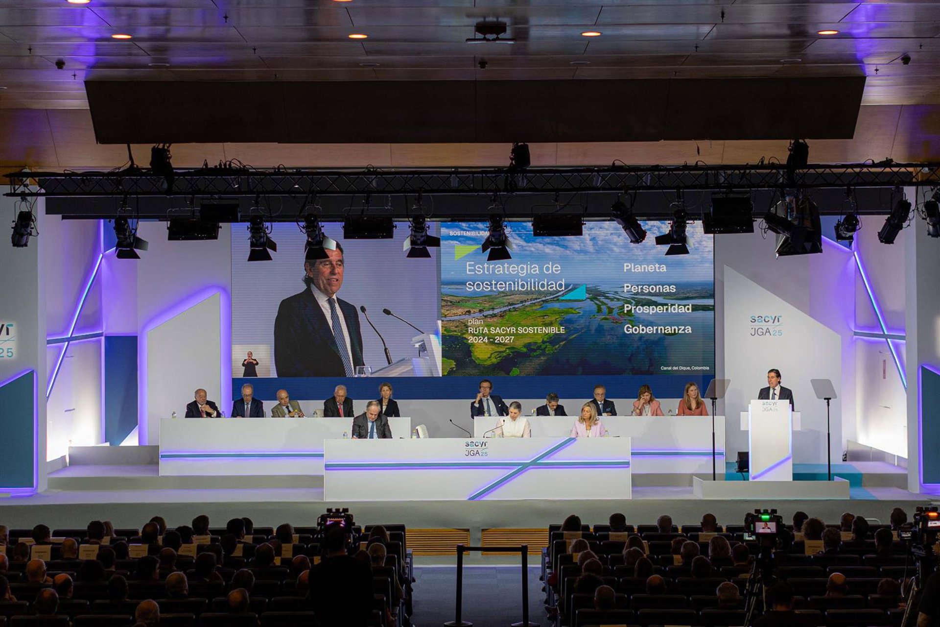 Sacyr suscribe nuevos derivados sobre sus acciones por 42,7 millones de euros