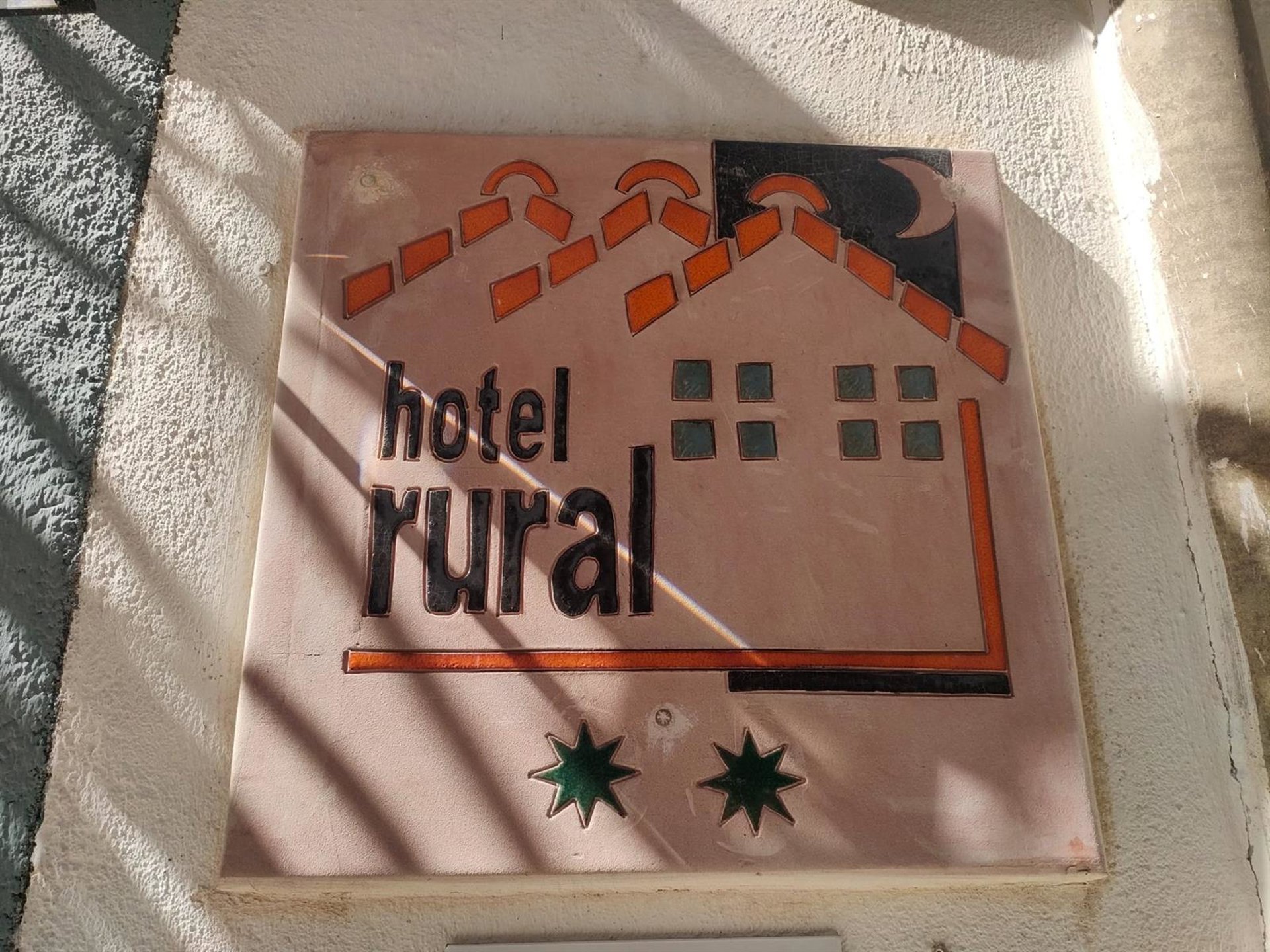 Las pernoctaciones en apartamentos, campings y casas rurales suben un 0,9% en julio por el turismo español
