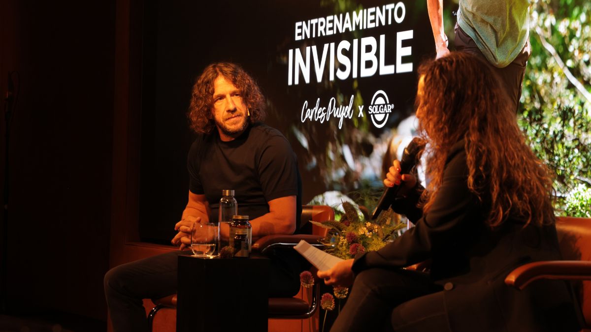 Carles Puyol y Solgar: «Quiero morir joven lo más tarde que pueda»