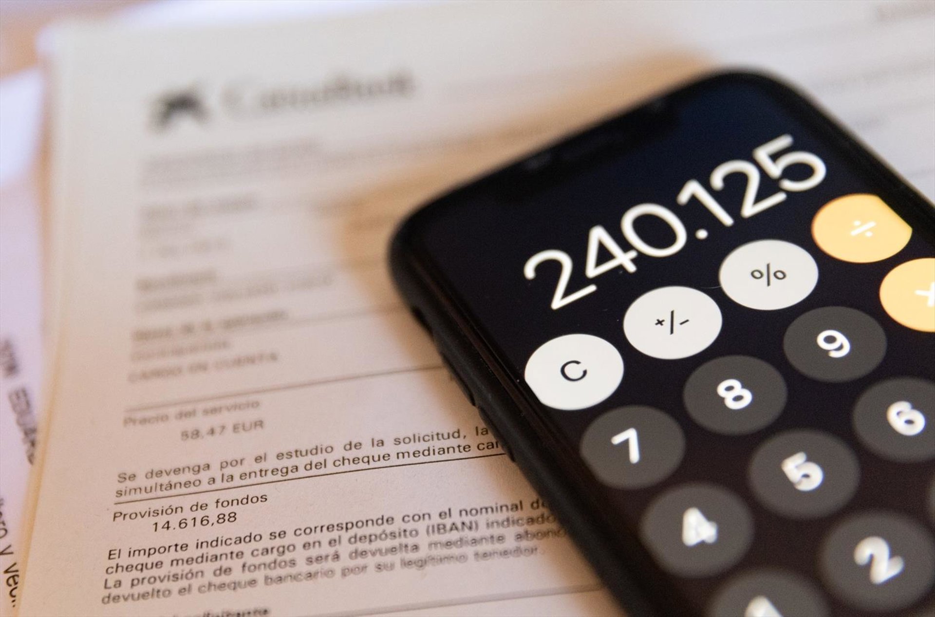 El crédito a familias se eleva en julio a 723.867 millones, impulsado por préstamos al consumo e hipotecas