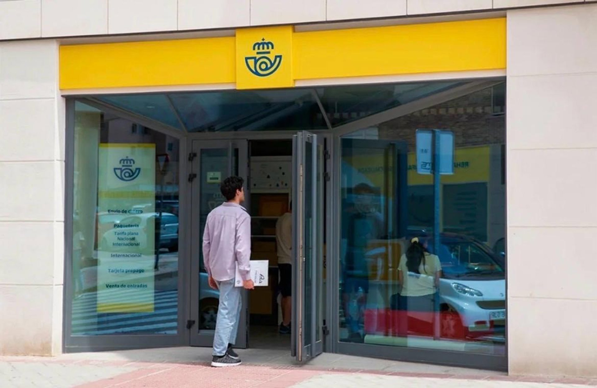 CSIF convoca a la plantilla de Correos a una movilización mañana por «la falta de personal y la precariedad»