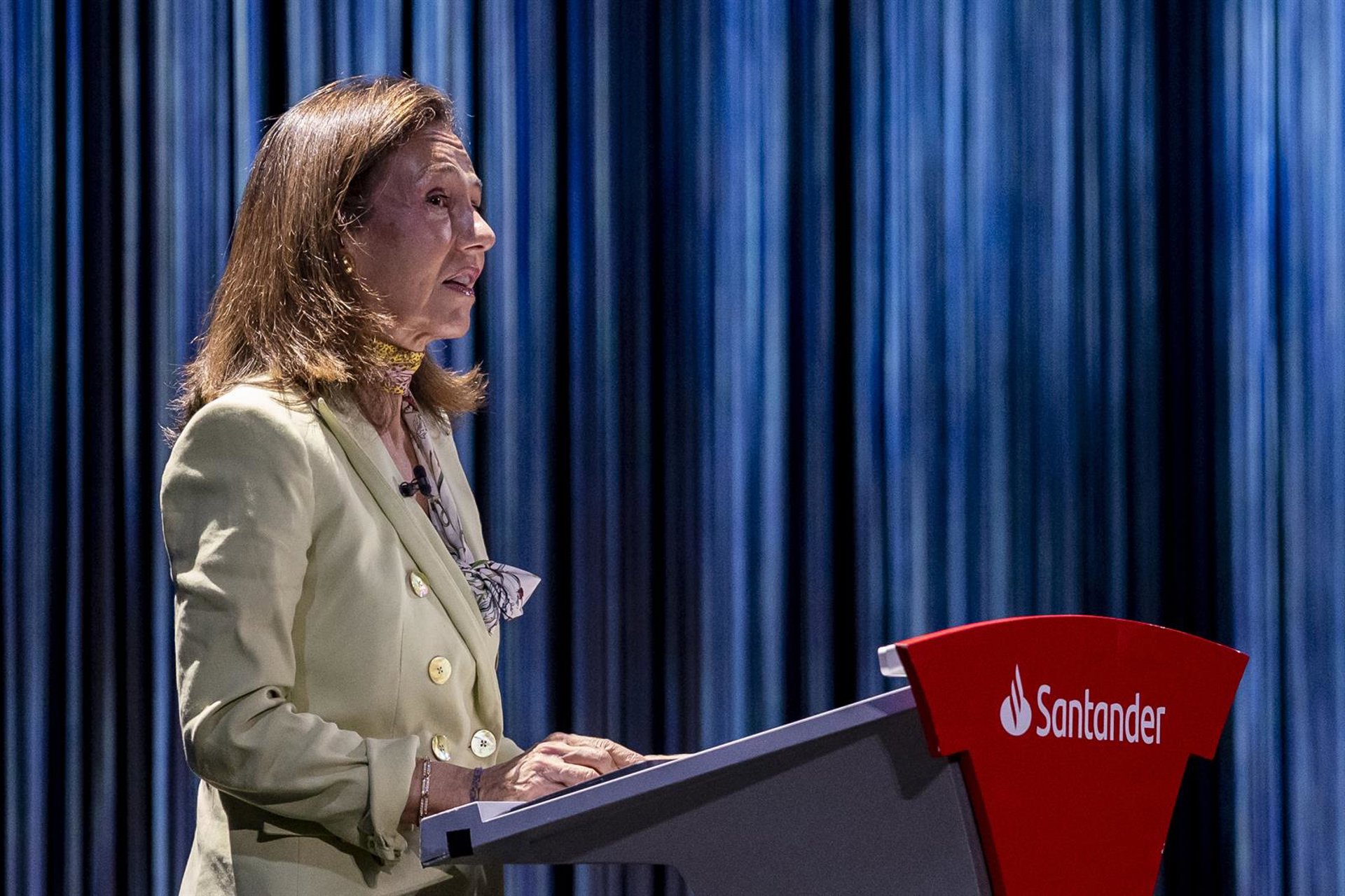 Santander roza el 17% de ejecución de su nuevo programa de recompra de acciones de 1.825 millones