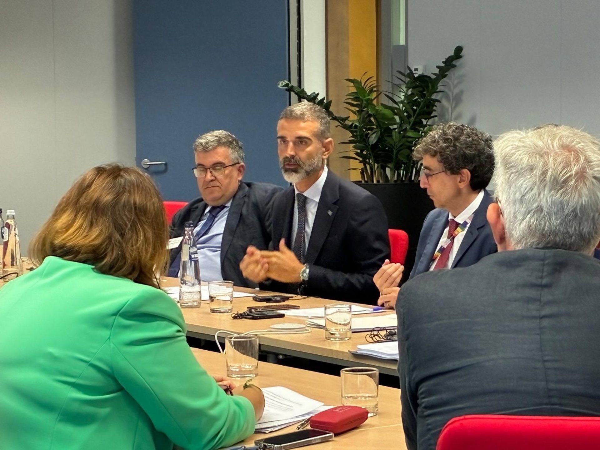 Andalucía pide en Bruselas una financiación europea específica y suficiente para garantizar el futuro de pesca