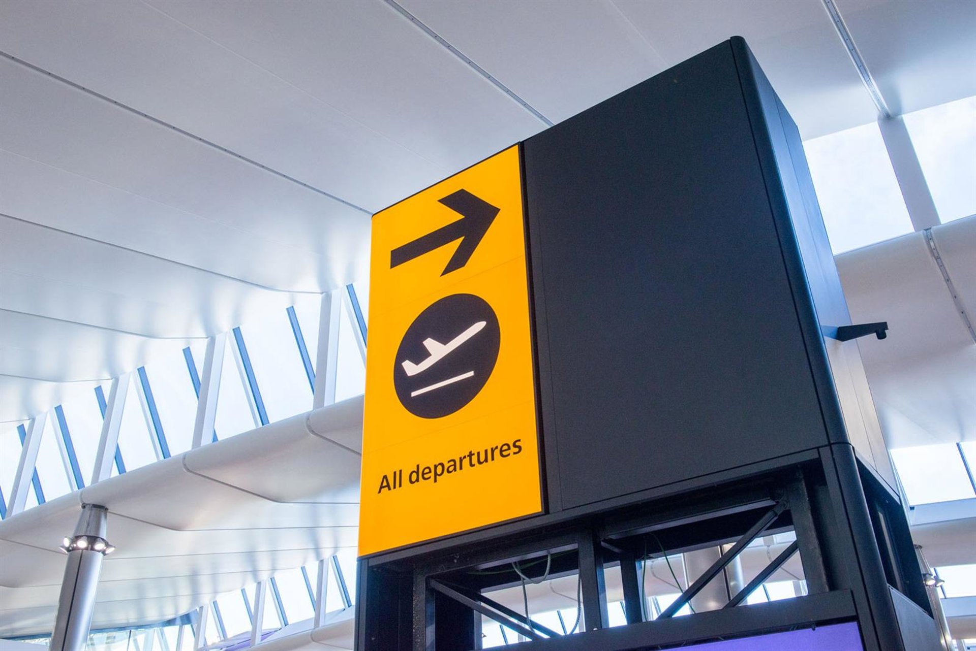 La ampliación del aeropuerto londinense de Heathrow generará más de 100.000 puestos de trabajo