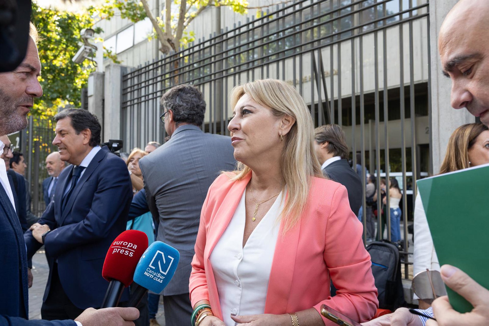 Las CCAA del PP no secundan el plantón de Madrid y avisan: «Nosotros tendremos máxima lealtad institucional»