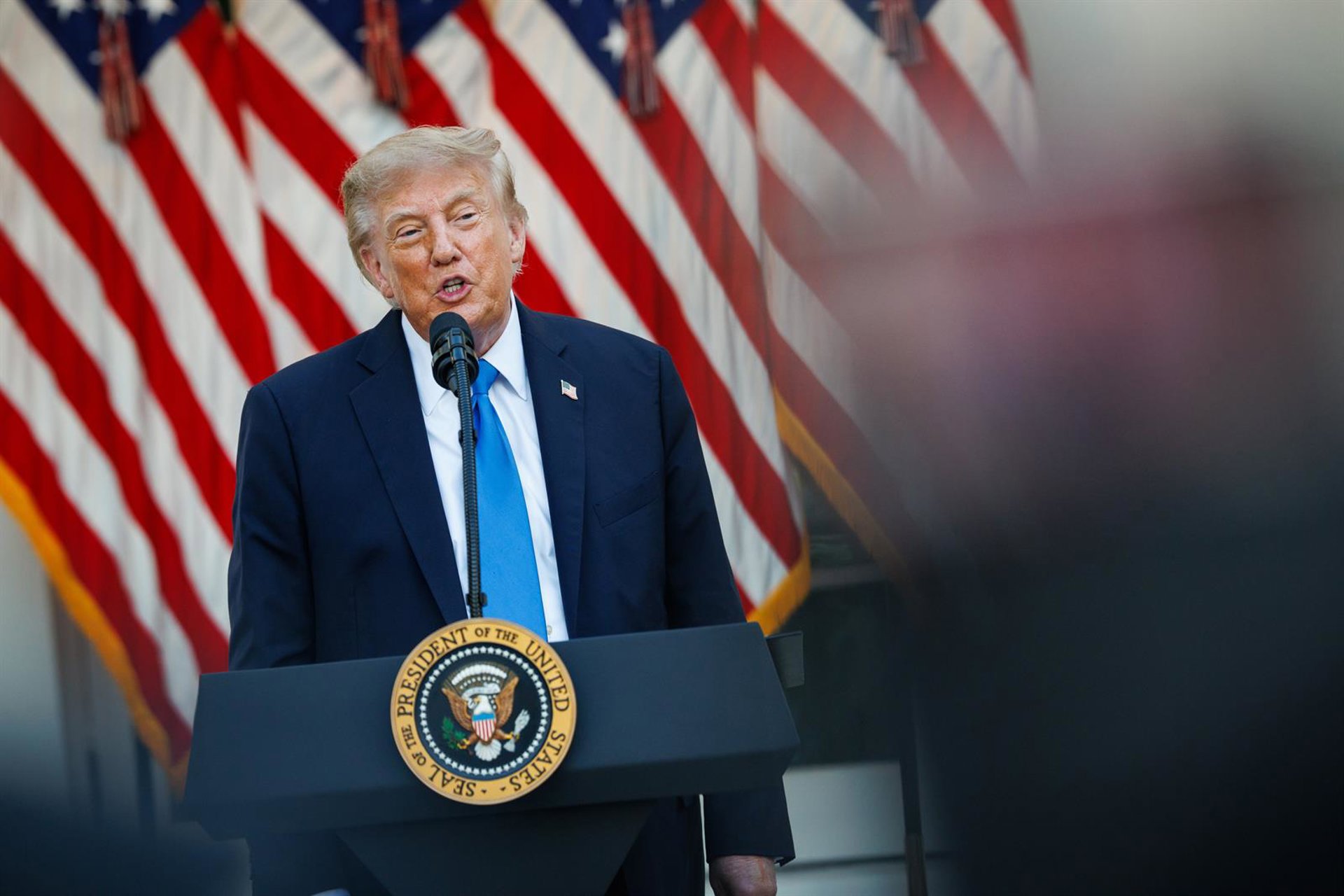 Trump exige a la Fed bajar tipos o romperá relaciones comerciales con los países que tengan superávit con EEUU
