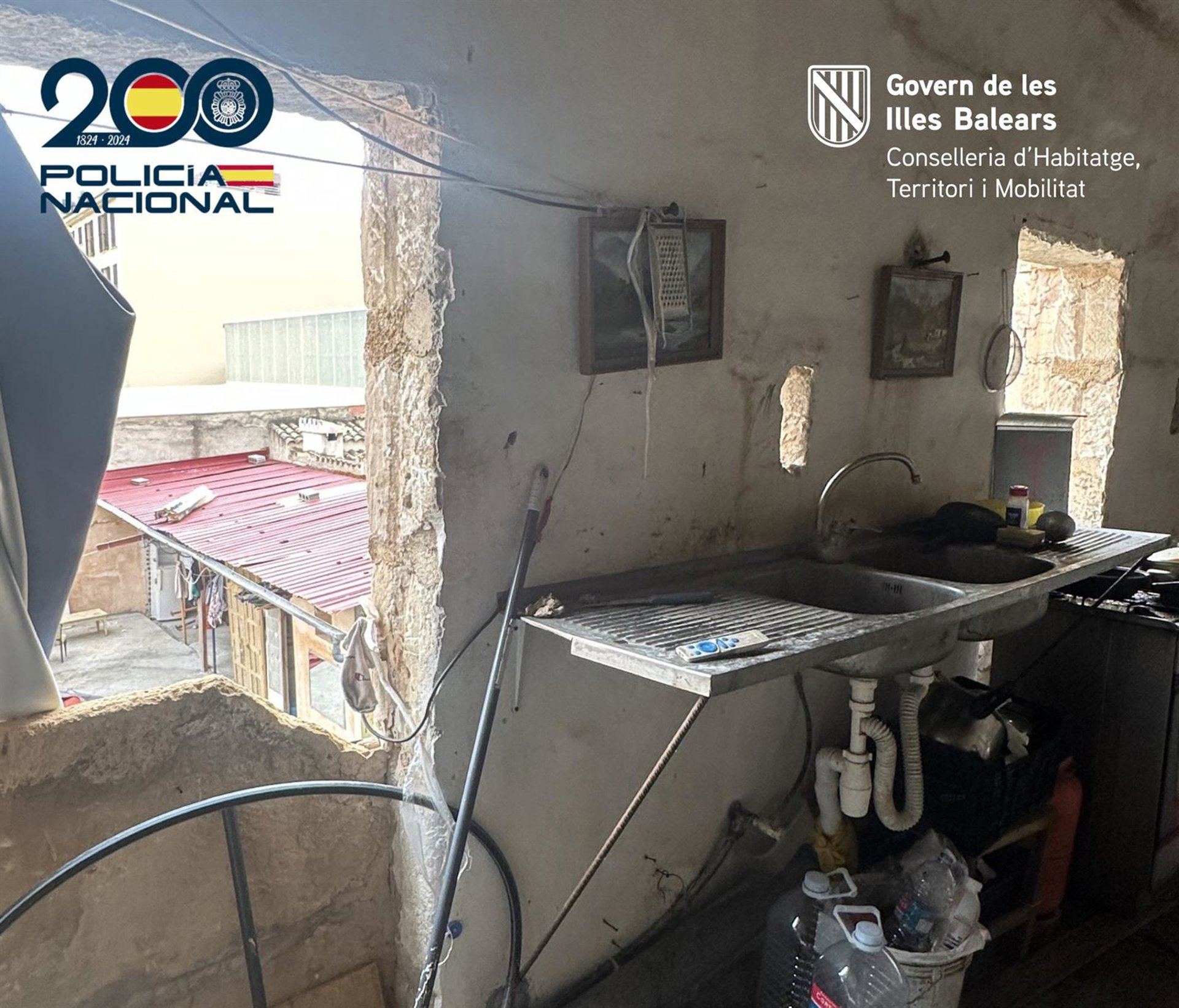 Detectan una vivienda precaria y sobreocupada en la que vivían hasta 30 personas en Manacor