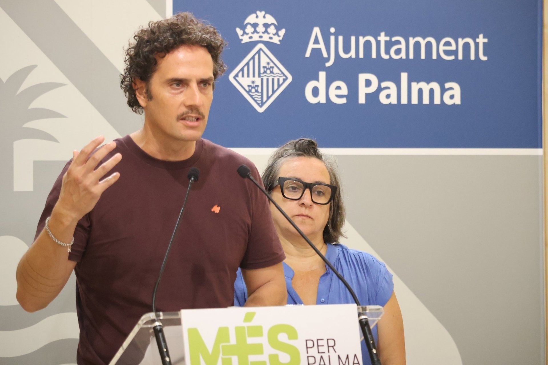 MÉS per Palma acusa a Cort de «abandonar» a profesores y alumnos ante las altas temperaturas en los centros escolares