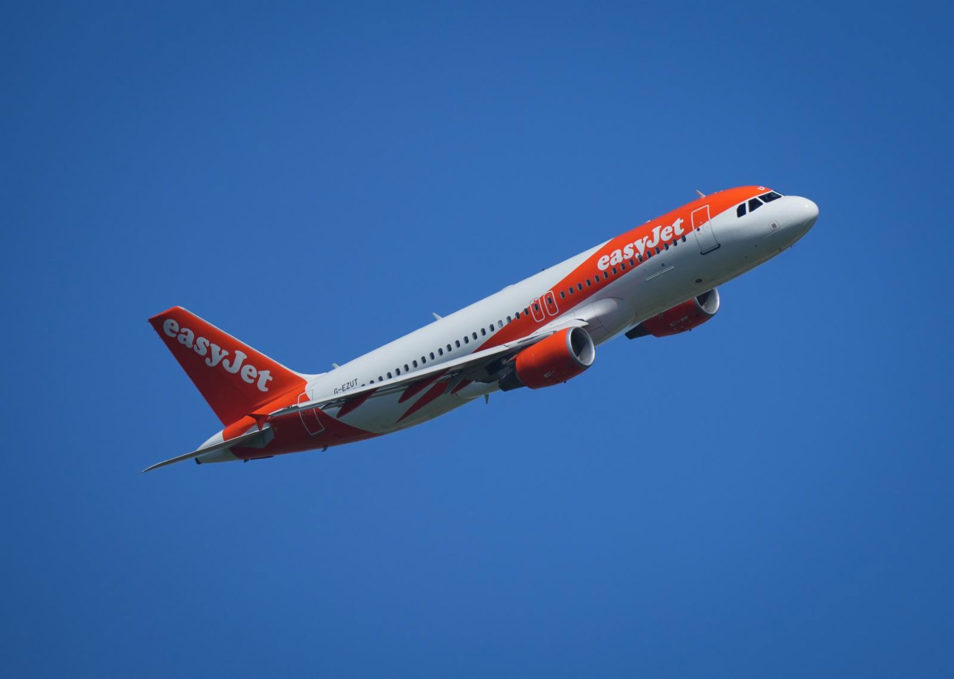 La OPA sobre easyJet podría desencadenar una ola de consolidación en la aviación europea, según BofA
