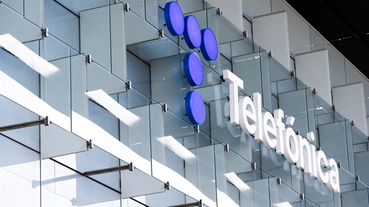 Movistar se queda con el primer puesto en velocidad de internet en España, según la CNMC