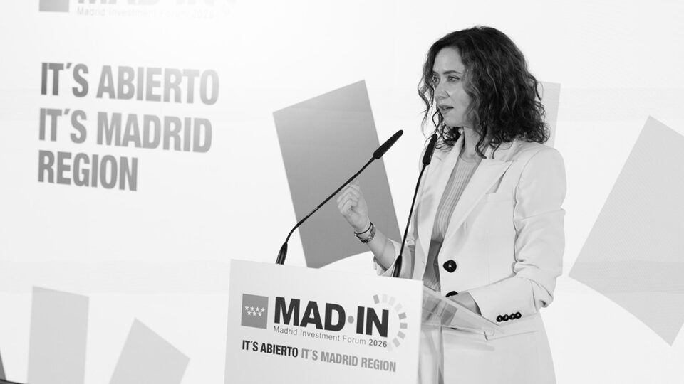 Ayuso ante los inversores en Forbes House: "Madrid crece cuatro décimas por encima de la media nacional"