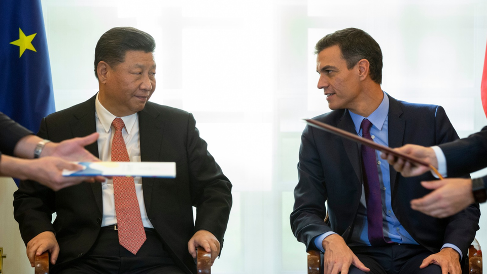 China supera a Alemania y se consolida como principal proveedor de España